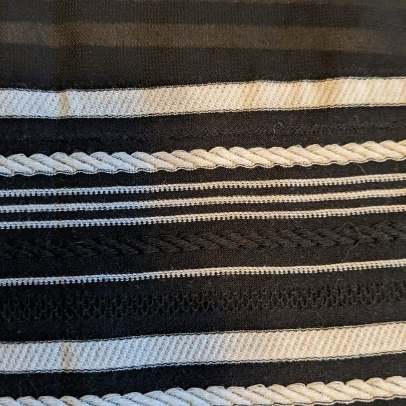 Short sleeve blouse - Picture 4 of 5